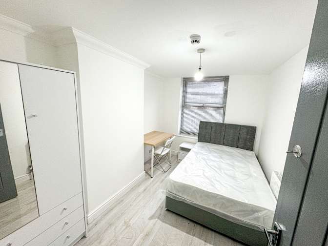 Photo of Kurtis's room