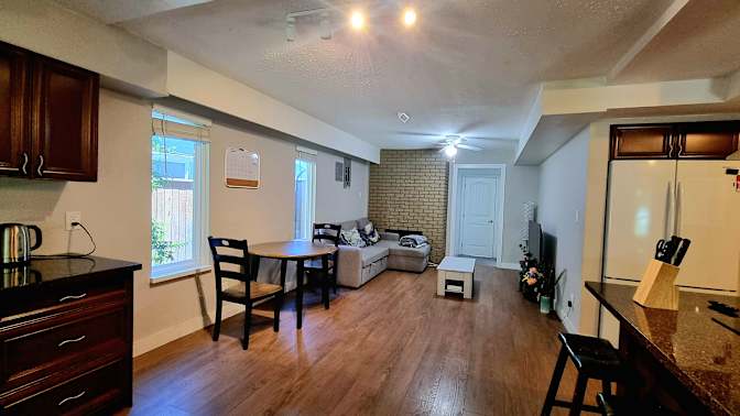 Seyed Faraz Akaberi's room