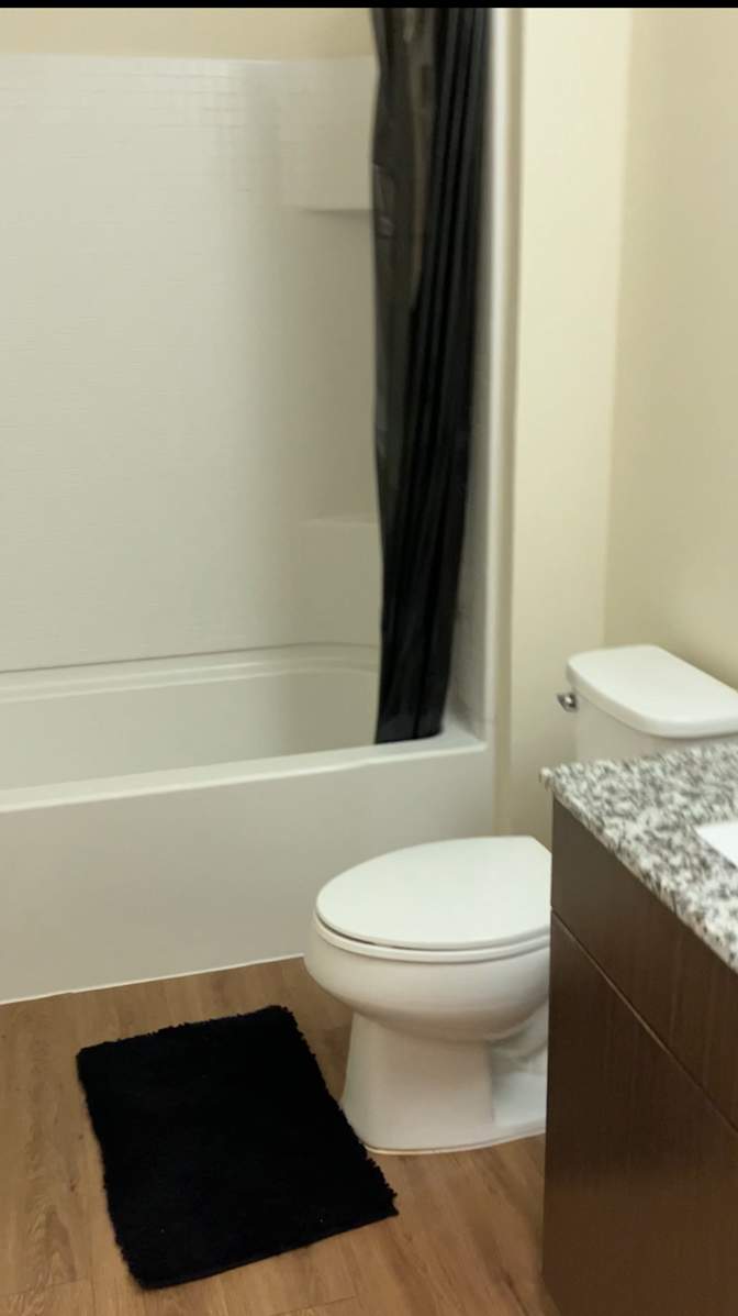 Private room to rent in share house Hartwick Road,...