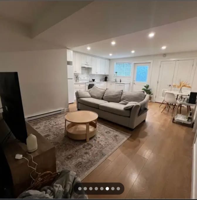 Cheryl.Carrots's room