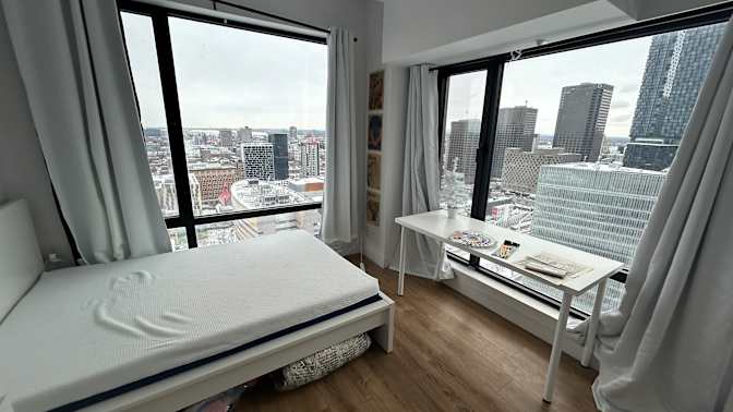 Sarah Ribeiro's room