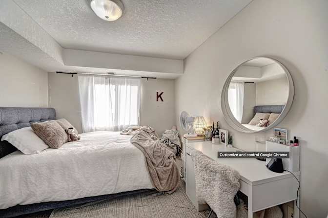 Photo of Naomi Jade's room