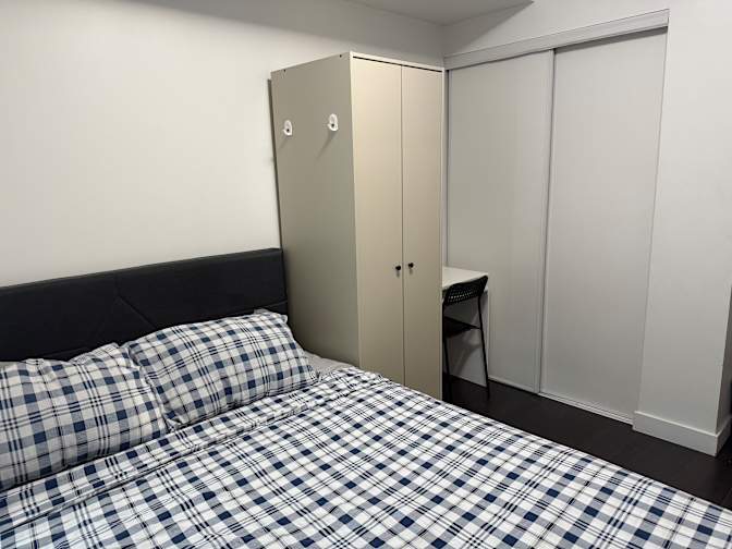 Alexis Zambrano's room