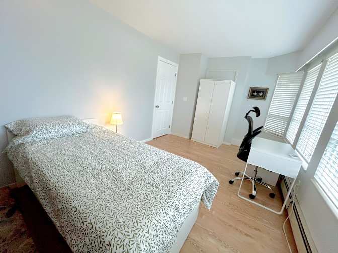 Photo of Shirin's room