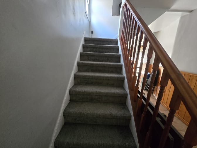 Emmanuel Wagne's room