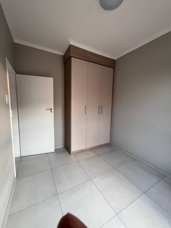 Photo of Neo's room