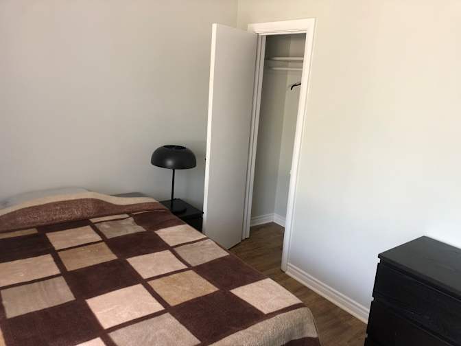 Photo of Moe's room