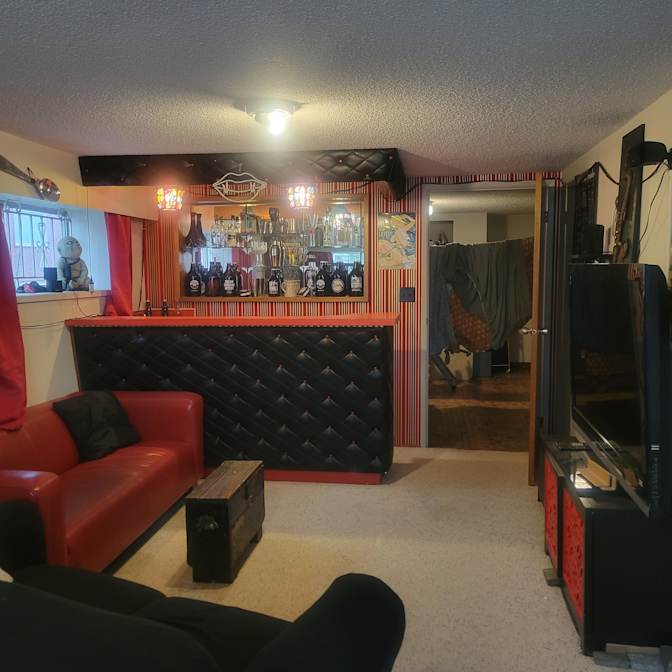 Megan h Moore's room