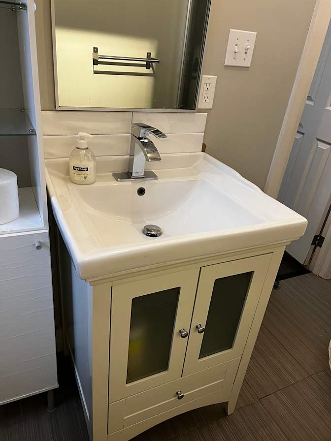 Nick Sarkovski's room