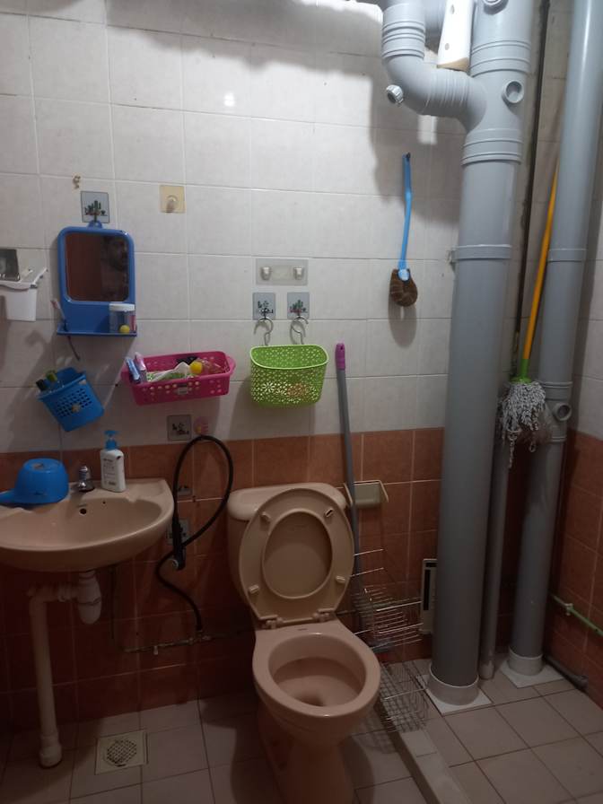 Photo of Tony's room
