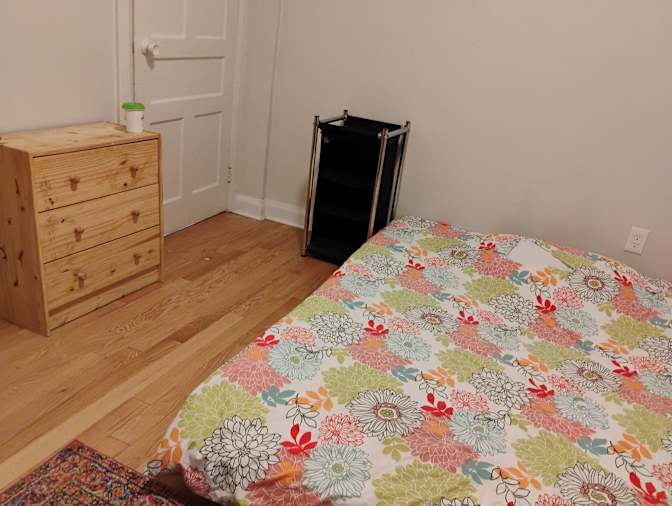Photo of Ken's room