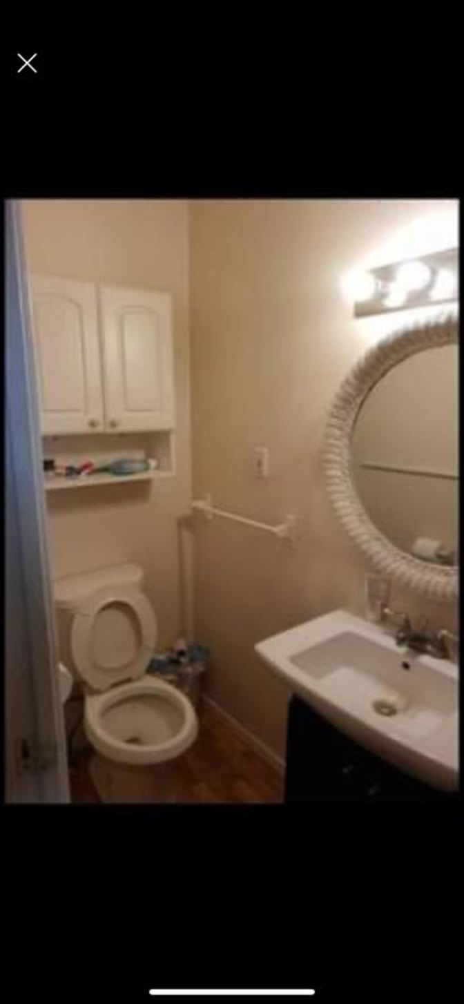 Photo of Vivian's room