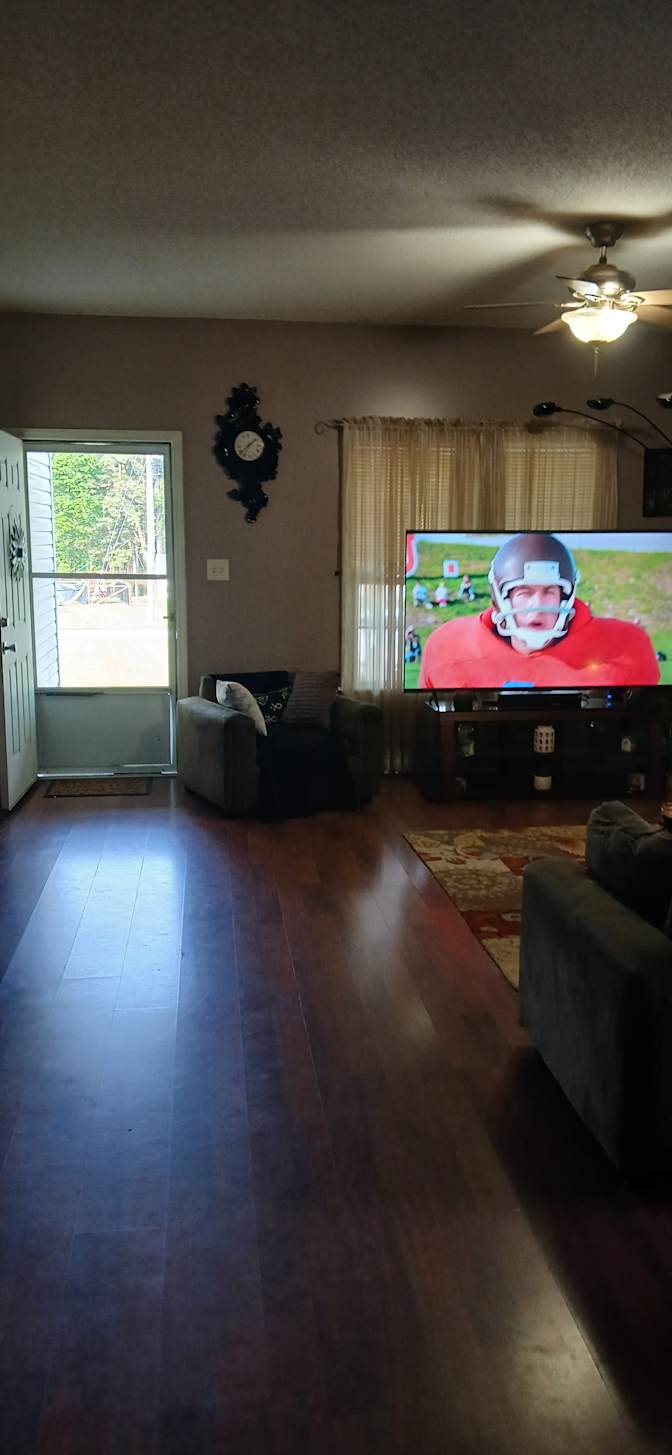 Photo of Kelly Taylor's room