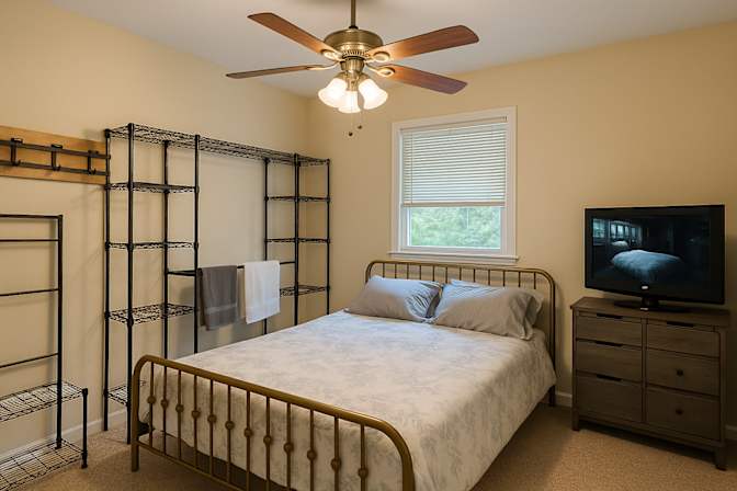 Photo of Leon's room
