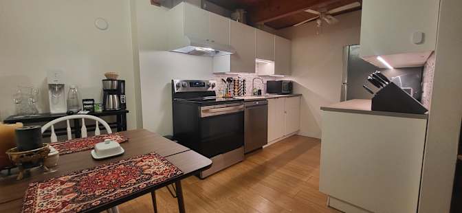 Jeremy J Young's room