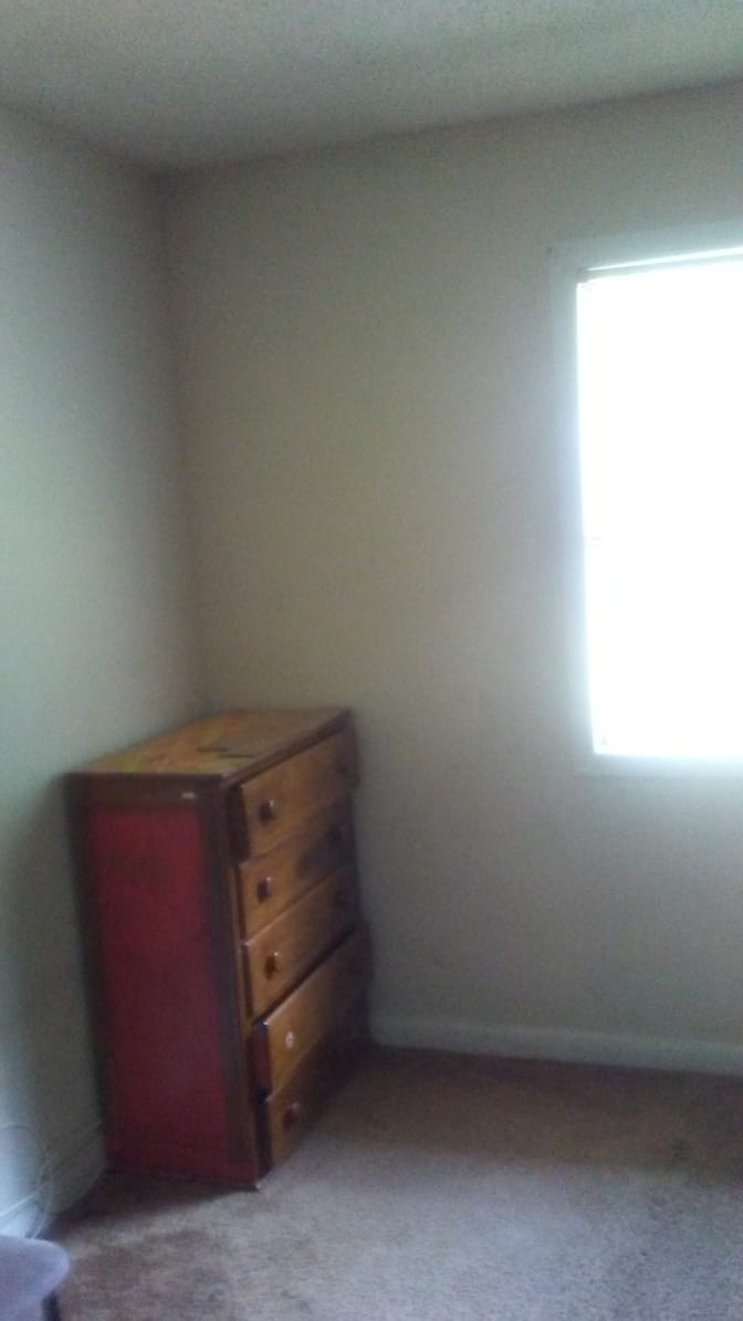 Photo of Desmond Burris's room