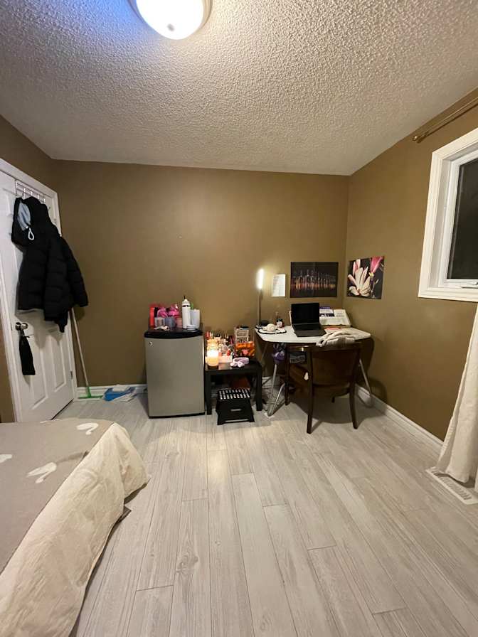 Catherine Tang's room