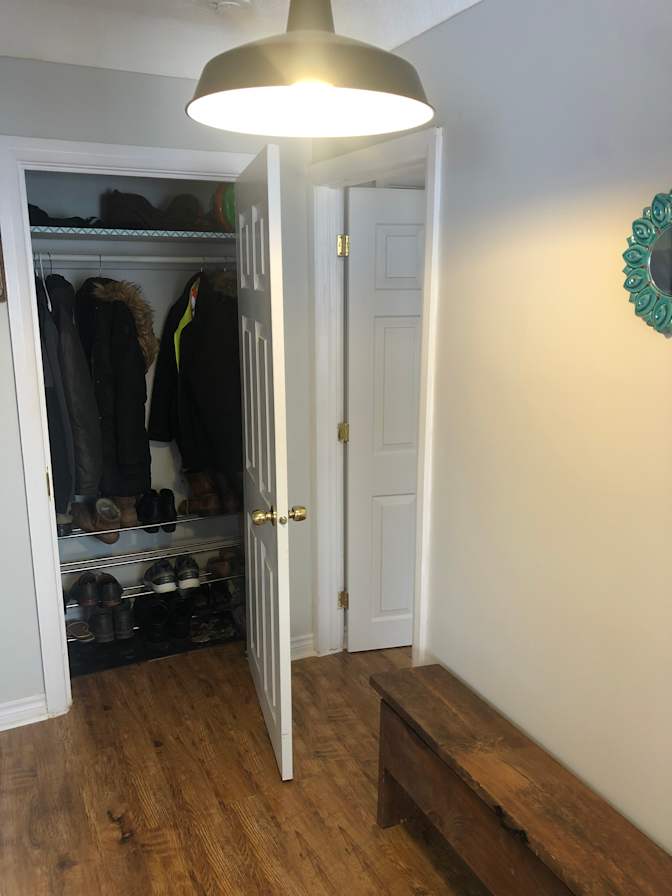 Photo of Moe's room