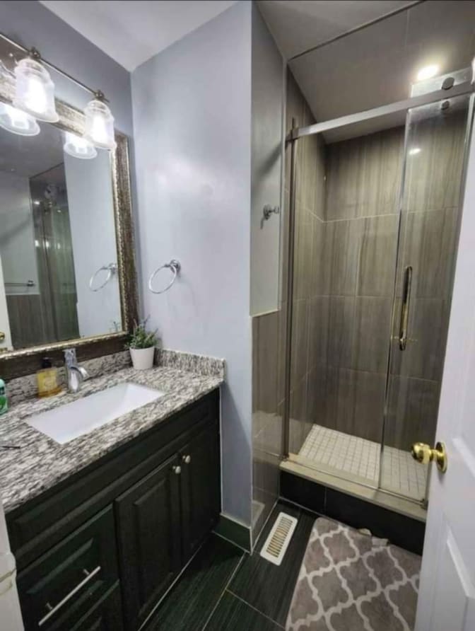 Mansi Mehrotra's room