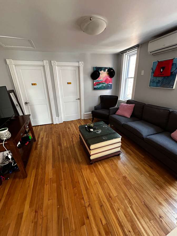 Lea Alaphilippe's room