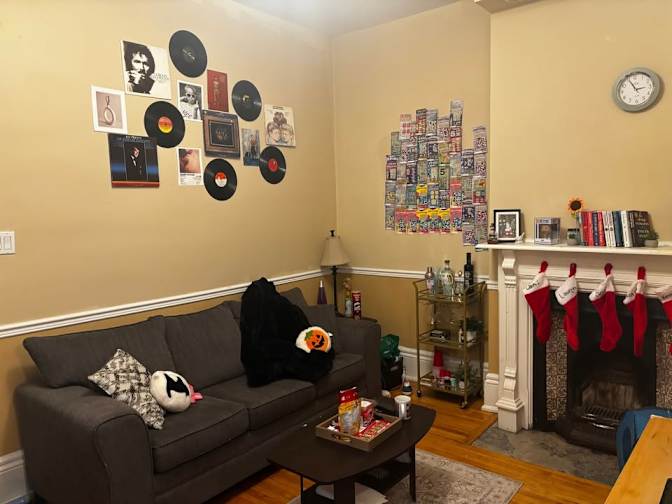 Lauren holland's room