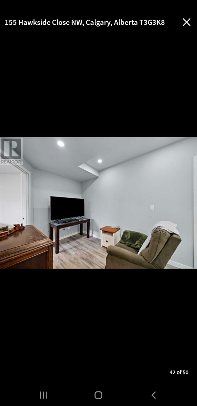 HARJIT CHAUHAN's room