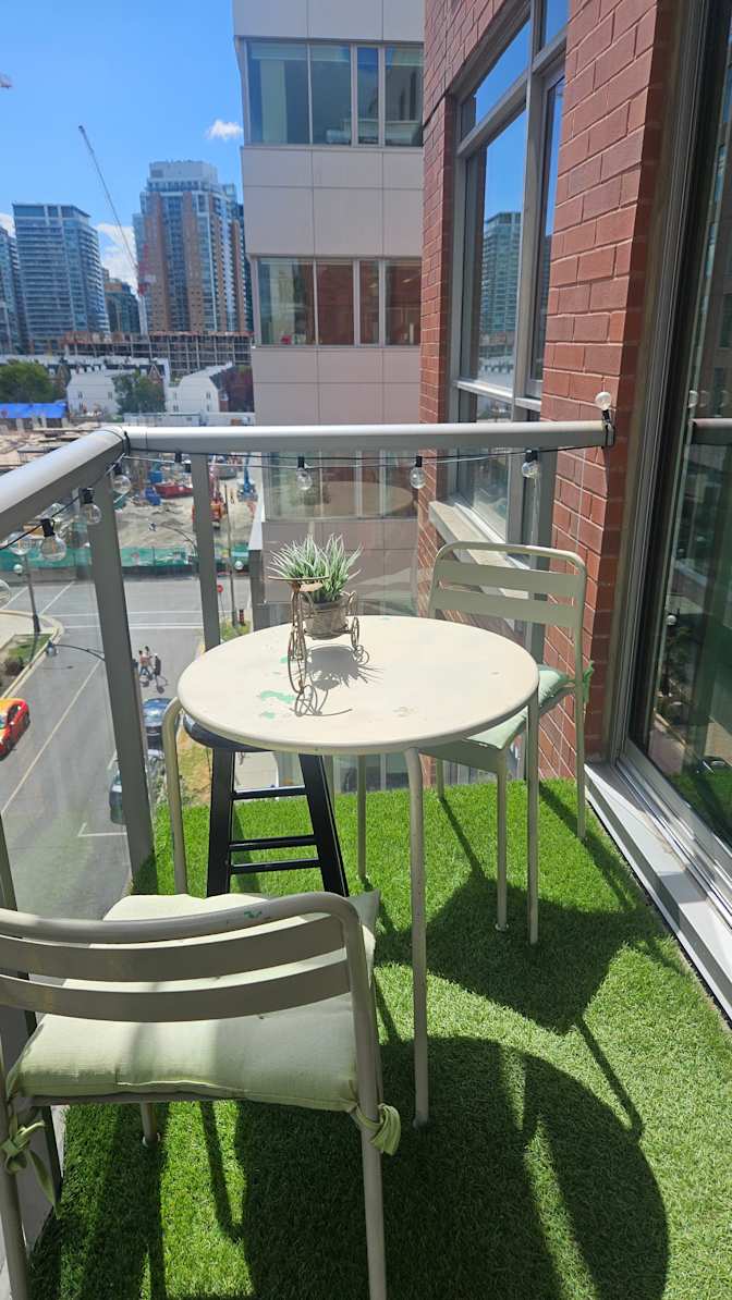 NEHILL MERCADO's room