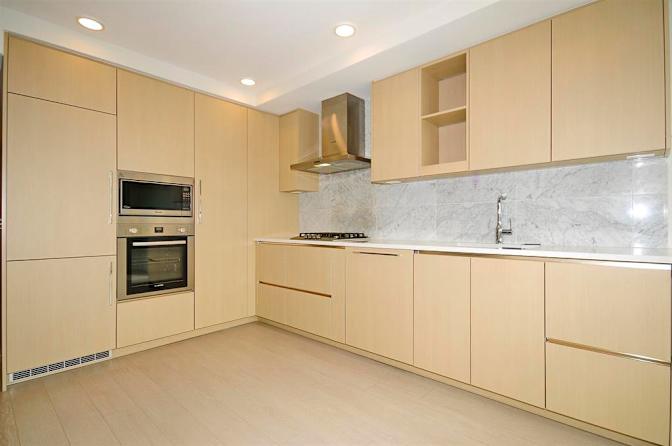 Paul (Chih-Ping)'s room