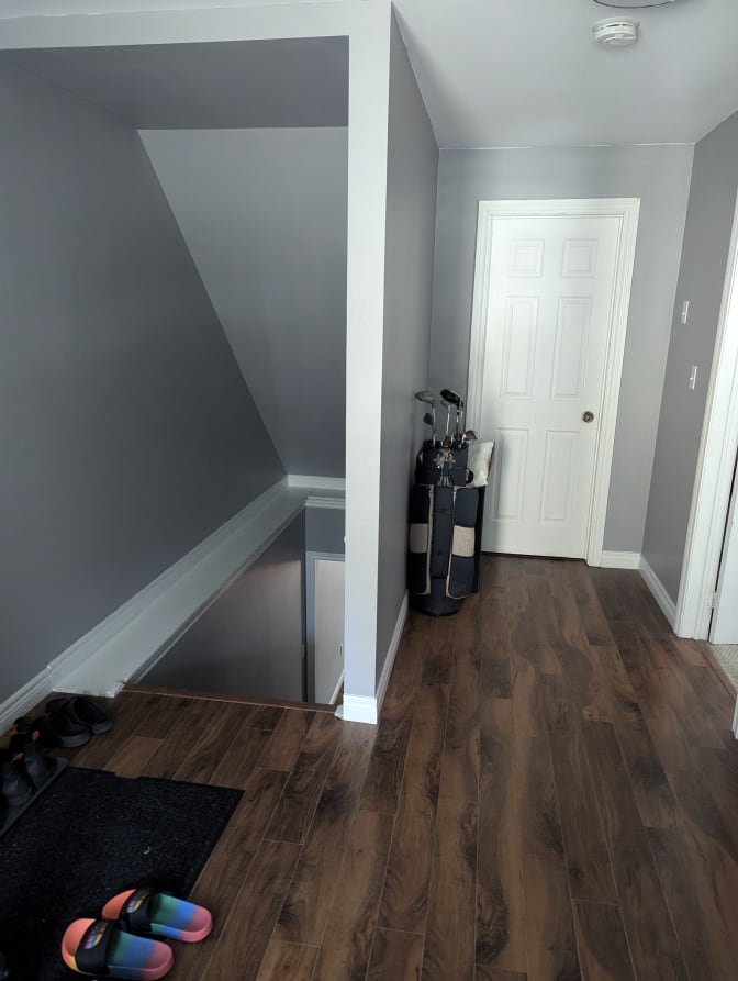 iain davidson's room