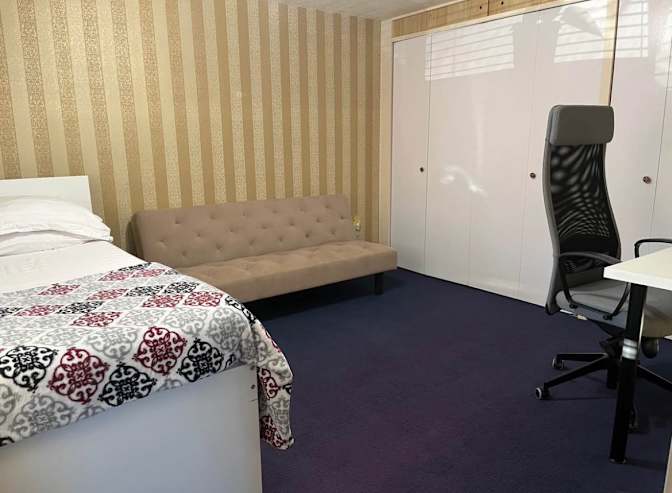 Photo of EmsF's room