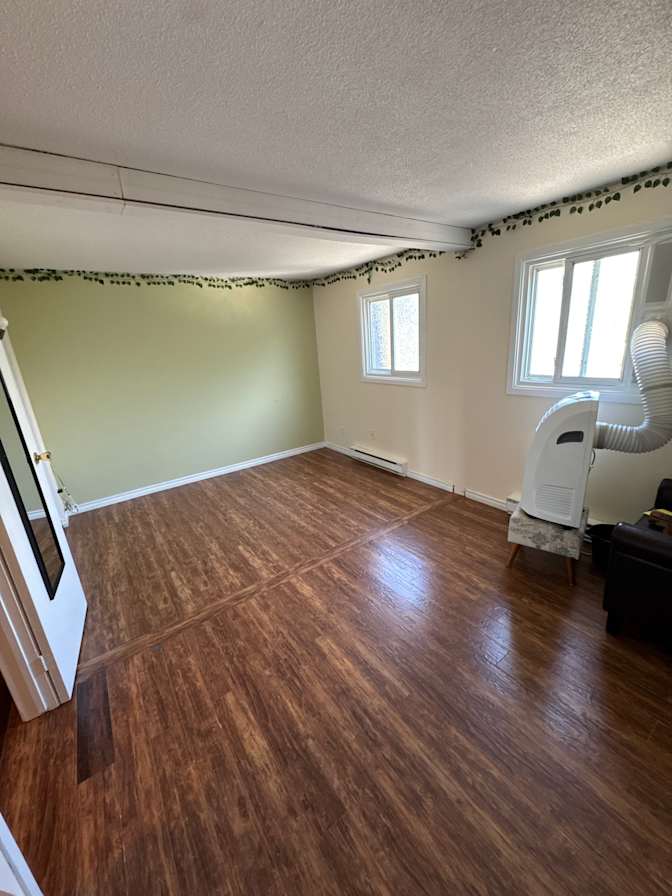 Suzanne Dresser's room