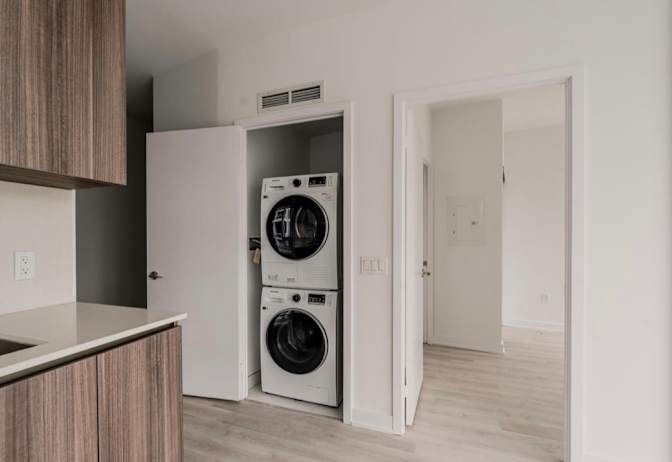 Spinder Raina's room