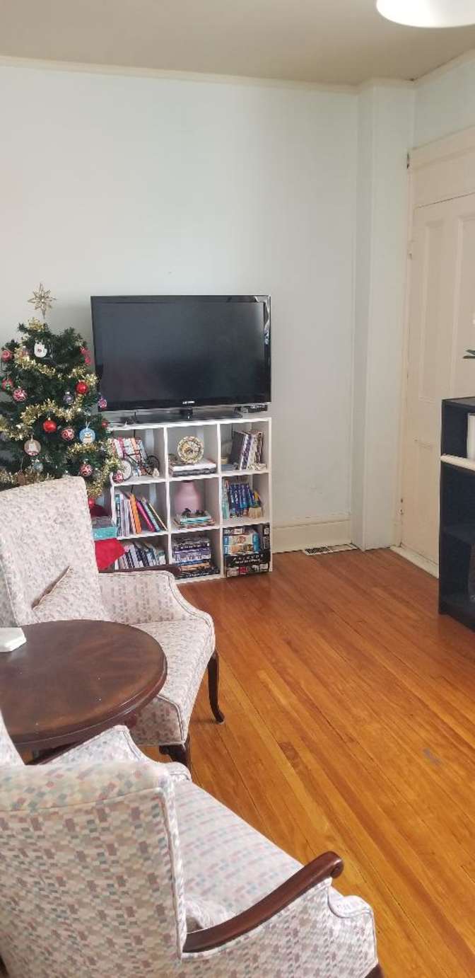 Photo of Lynda's room