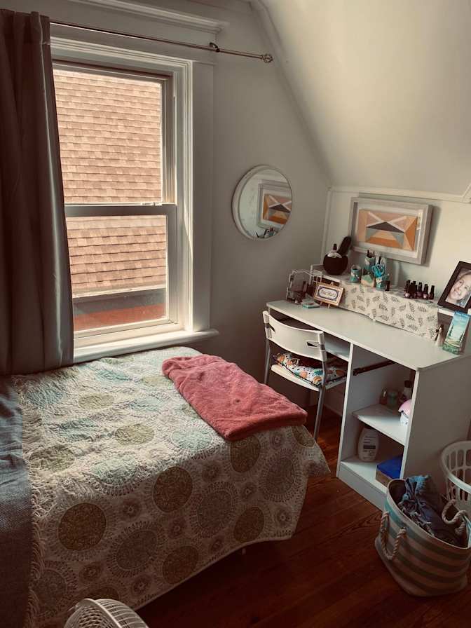 Photo of Hailey's room