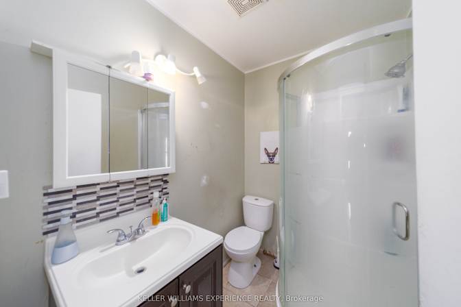 Julio Guerrero's room