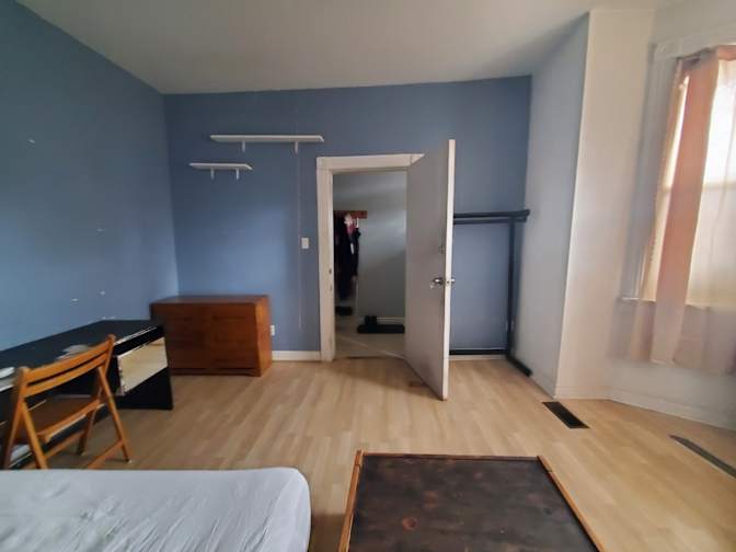 Sandor Dugalin's room