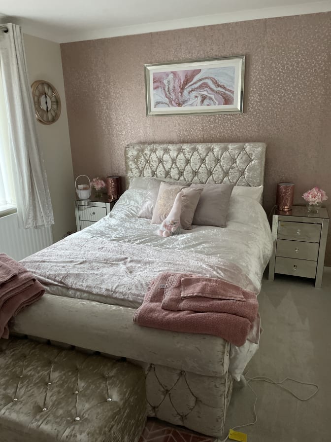 Photo of June Thompson's room
