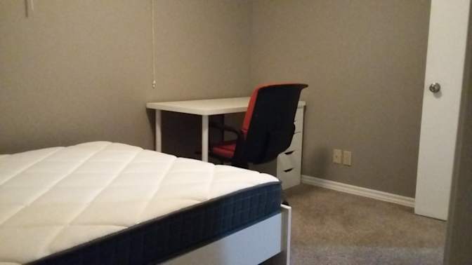 Brentwood House's room