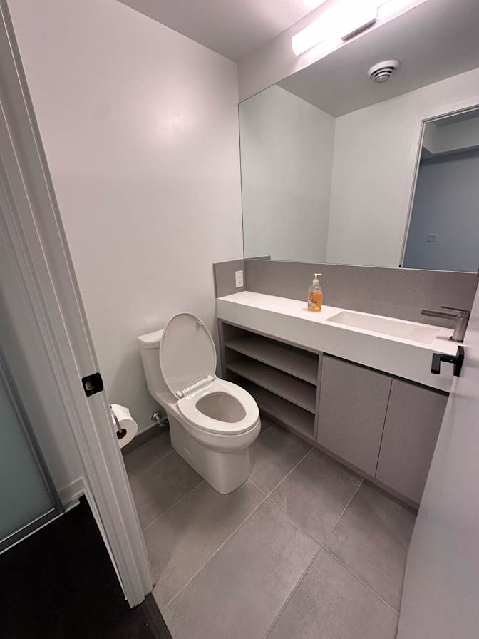 Kavisha Tamhane's room