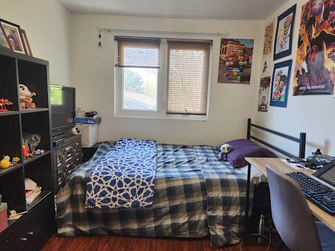 Osazomwanogie Gerard Usuanlele's room