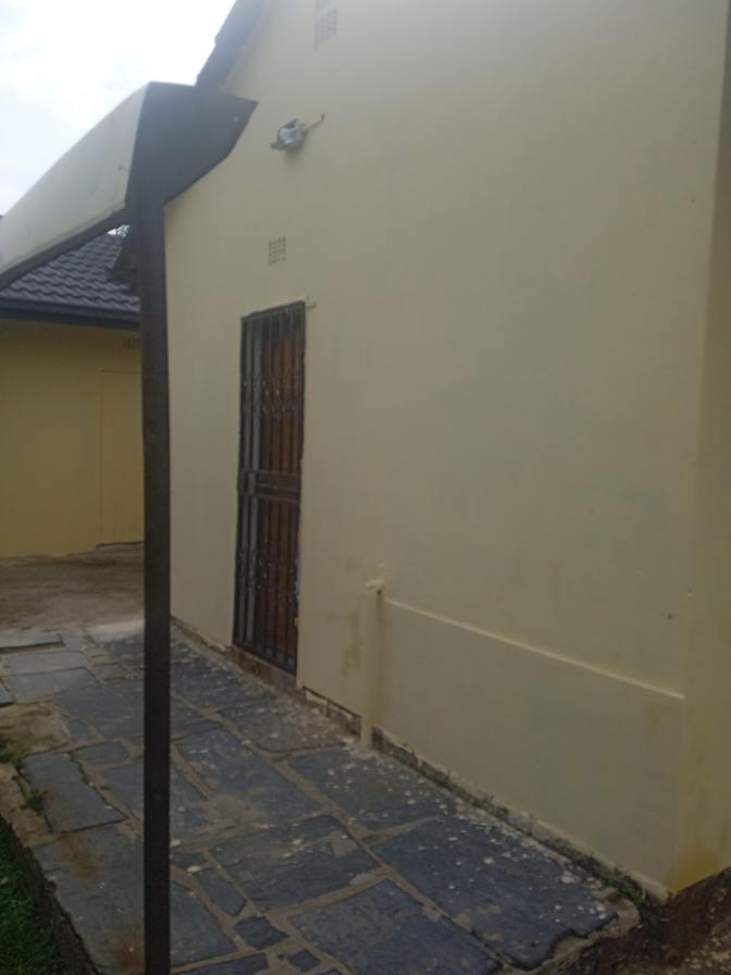 Photo of Comfort's room