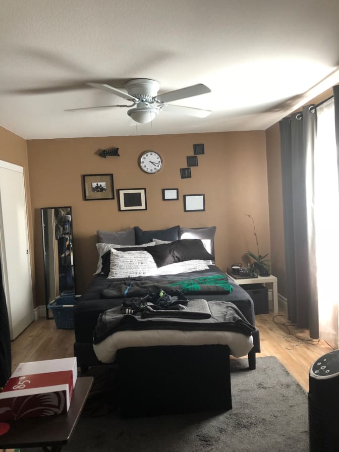 Photo of Leo and Idelle's room