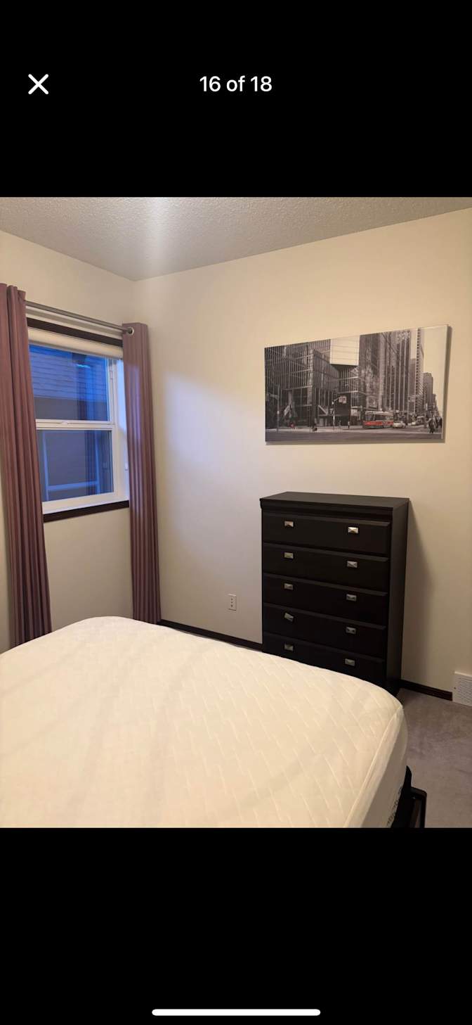 Curtis Ironside's room