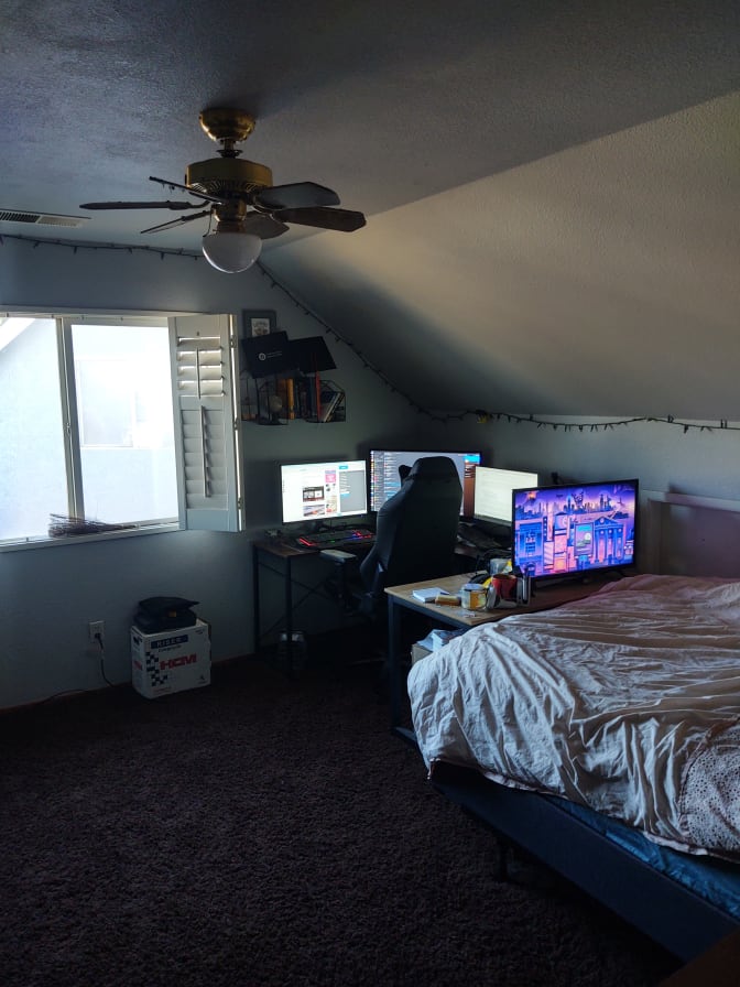 Photo of Hunter's room
