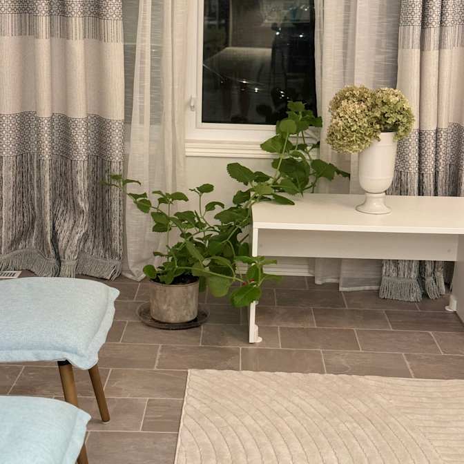 Photo of Tina's room