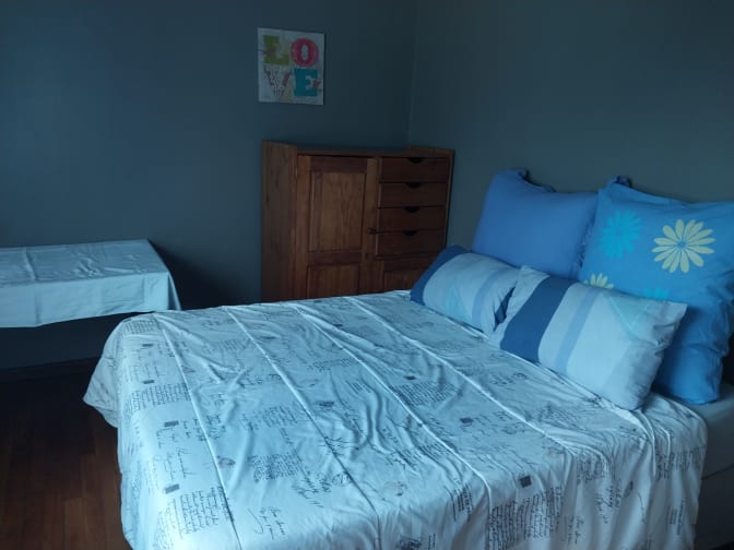 Photo of Michelle Williams's room
