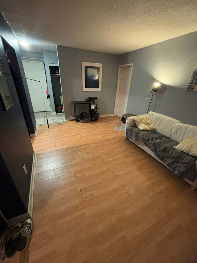 harshprateek sachar's room