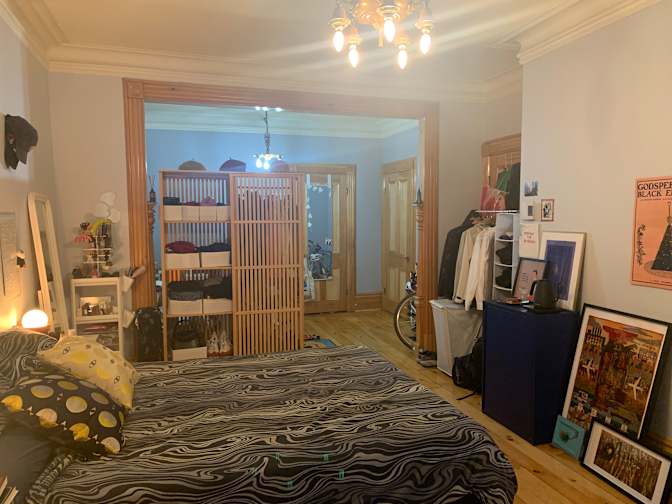 Julie Lamontagne's room