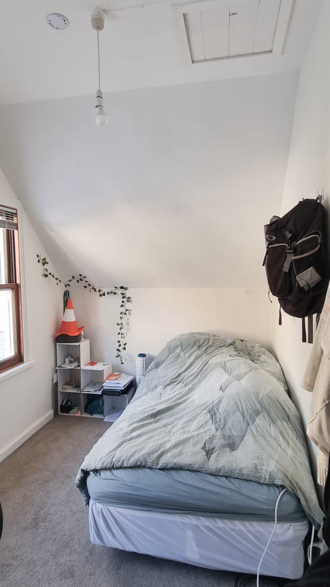 Photo of Leon's room
