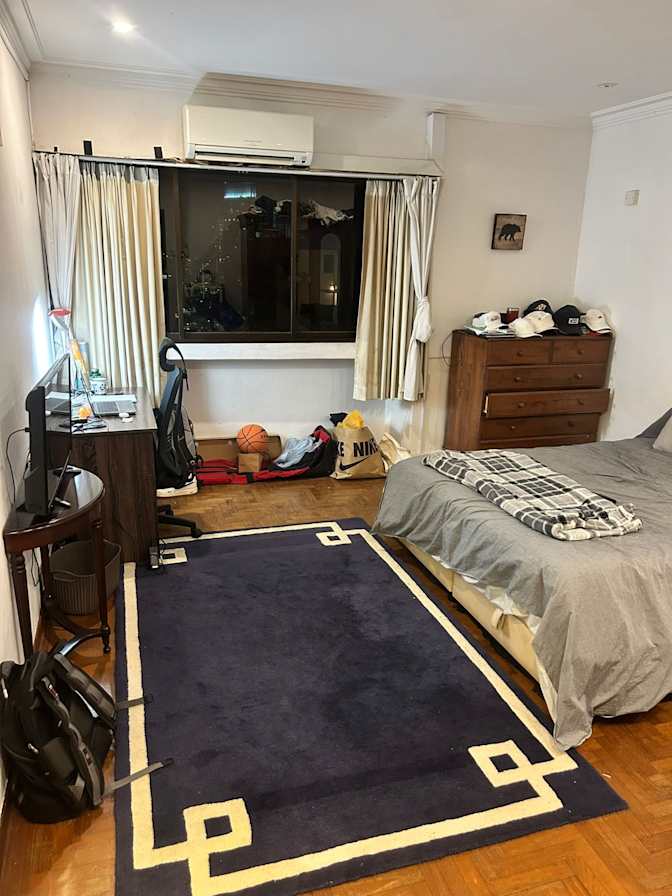 Photo of Rouzbeh's room